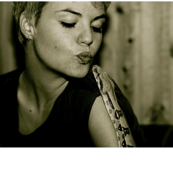 Faux not Fur - Picture 5 of 13